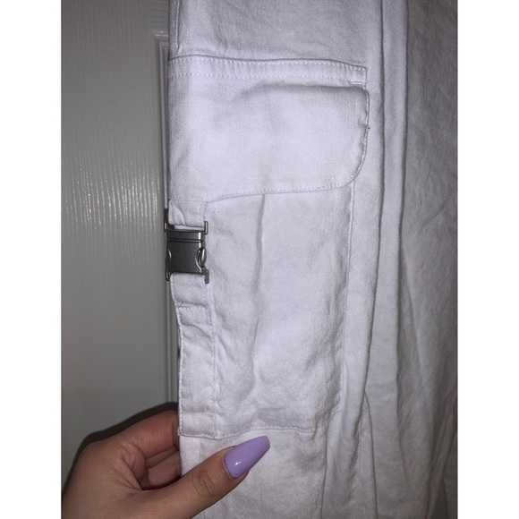 Alice + Olivia ‼️ SALE‼️ Neta Cargo Pants in White –– NWT - Picture 9 of 17